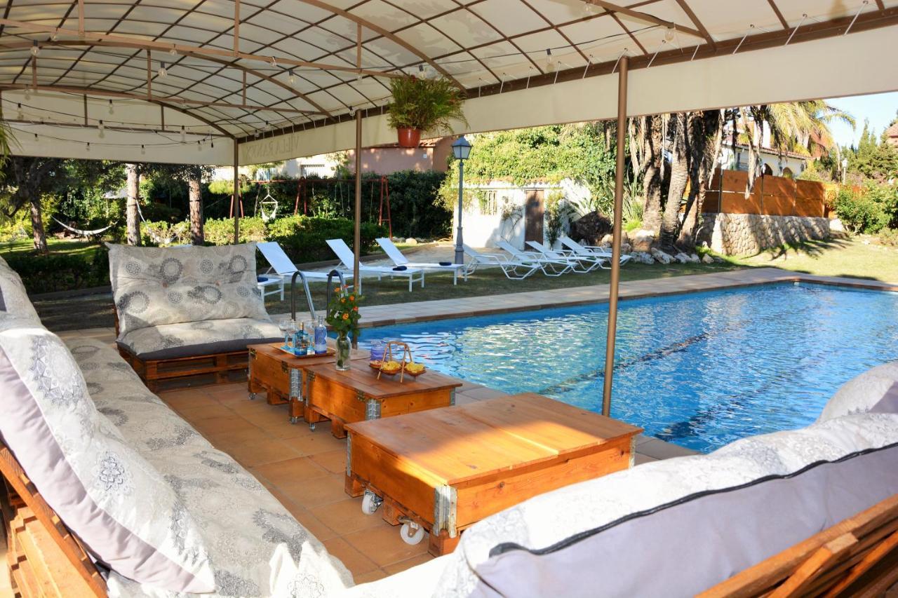 Villa Sitges El Ranch Amaizing Outdoor Areas Beaches at 10 minutes walk Sitges at 15 min drive AC Pool XXL Calafell Exterior foto