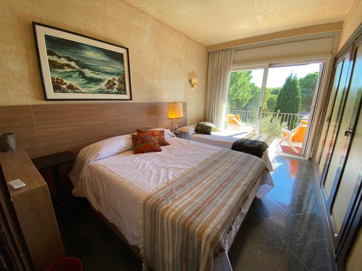 Villa Sitges El Ranch Amaizing Outdoor Areas Beaches at 10 minutes walk Sitges at 15 min drive AC Pool XXL Calafell Exterior foto